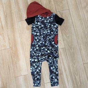 HALLOWEEN Rags Hooded Skulls with Pockets